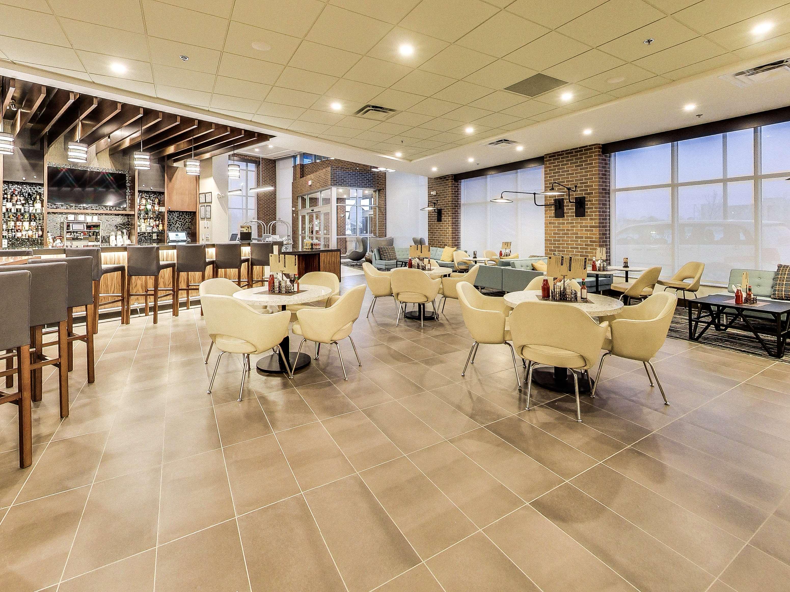 Hyatt Place Edmonton West Exteriér fotografie